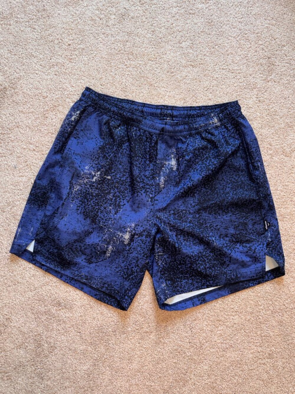Maamgic Men's Blue Black Marble Athletic Running Shorts with Compression Liner L